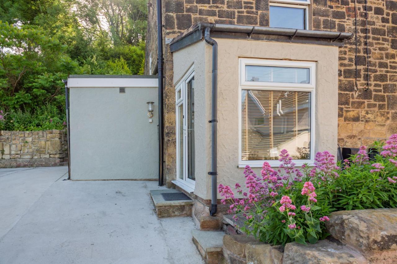 27 Green Road Wrexham Exterior photo
